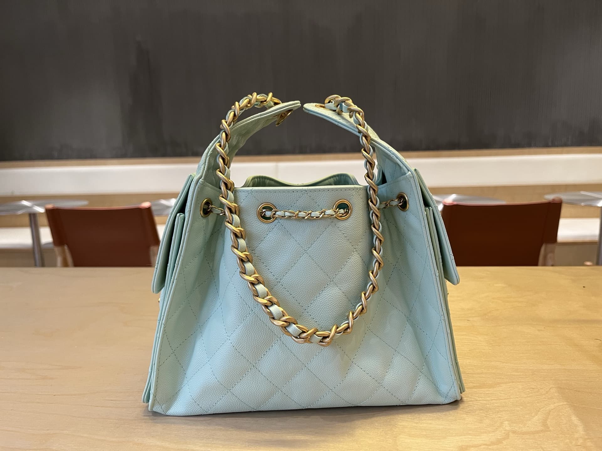 Chanel 25 Hobo Handbag Grained Calfskin LB1563 (3)