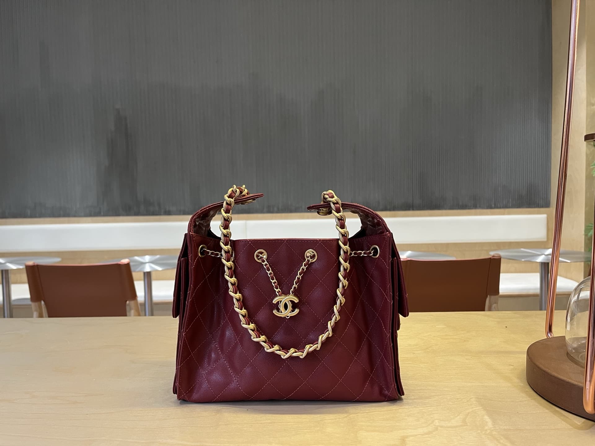 Chanel 25 Hobo Handbag Grained Calfskin LB1564 (1)