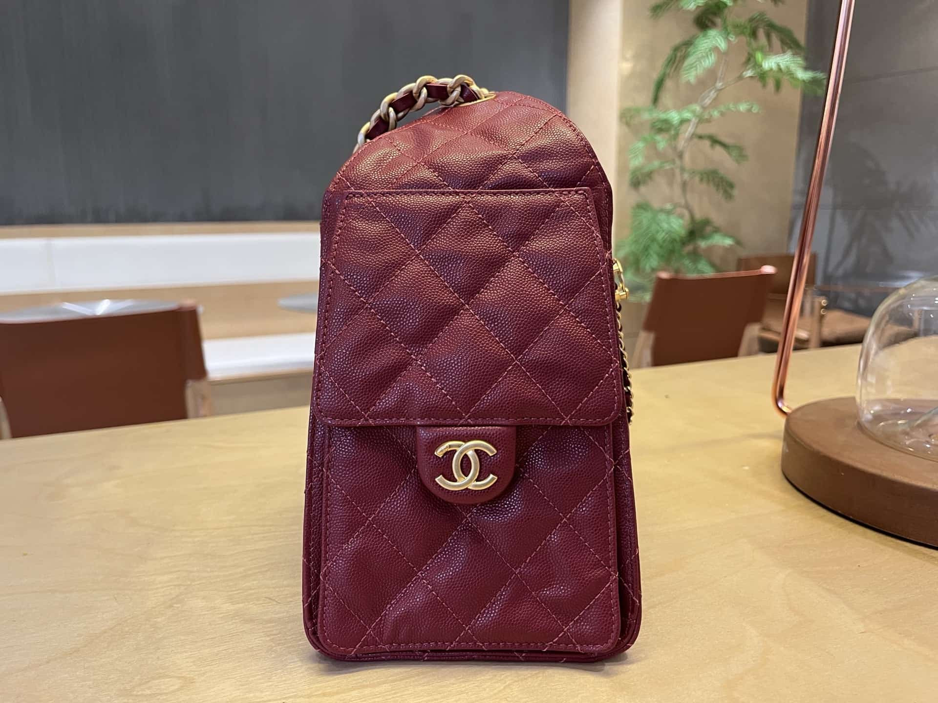 Chanel 25 Hobo Handbag Grained Calfskin LB1564 (4)