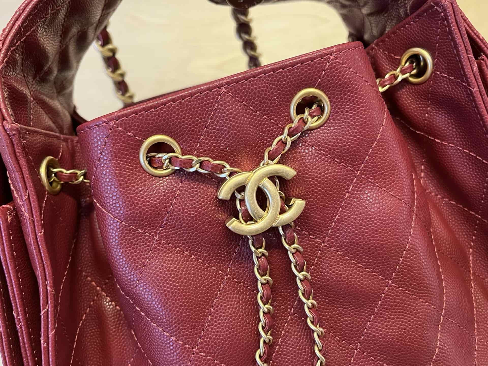 Chanel 25 Hobo Handbag Grained Calfskin LB1564 (5)
