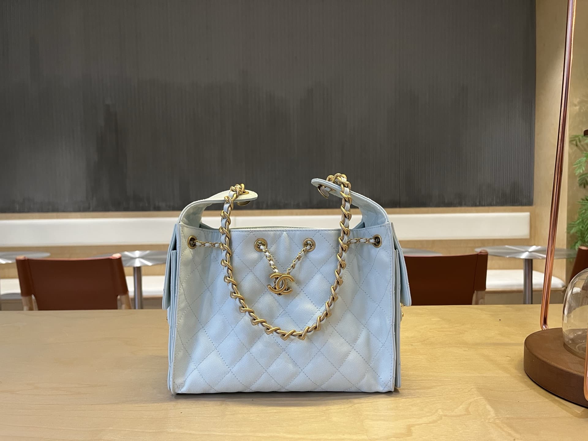 Chanel 25 Hobo Handbag Grained Calfskin LB1565 (1)