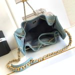 Chanel 25 Hobo Handbag Grained Calfskin LB21303 (5)