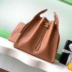 Chanel 25 Hobo Handbag Grained Calfskin LB21312 (1)