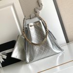 Chanel 25 Hobo Handbag Grained Calfskin LB21320 (3)