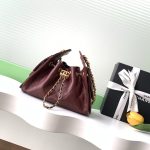 Chanel 25 Hobo Handbag Grained calfskin LB16665 (1)
