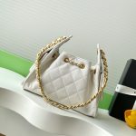 Chanel 25 Hobo Handbag Grained calfskin LB16669 (2)