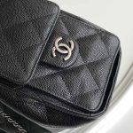 Chanel 25 Hobo Handbag Grained calfskin LB22878 (6)