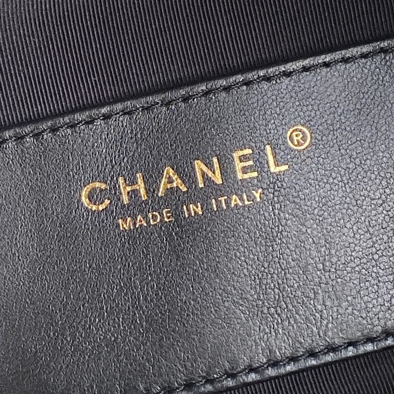 Chanel 25 Hobo Handbag Suede LB15828 (2)