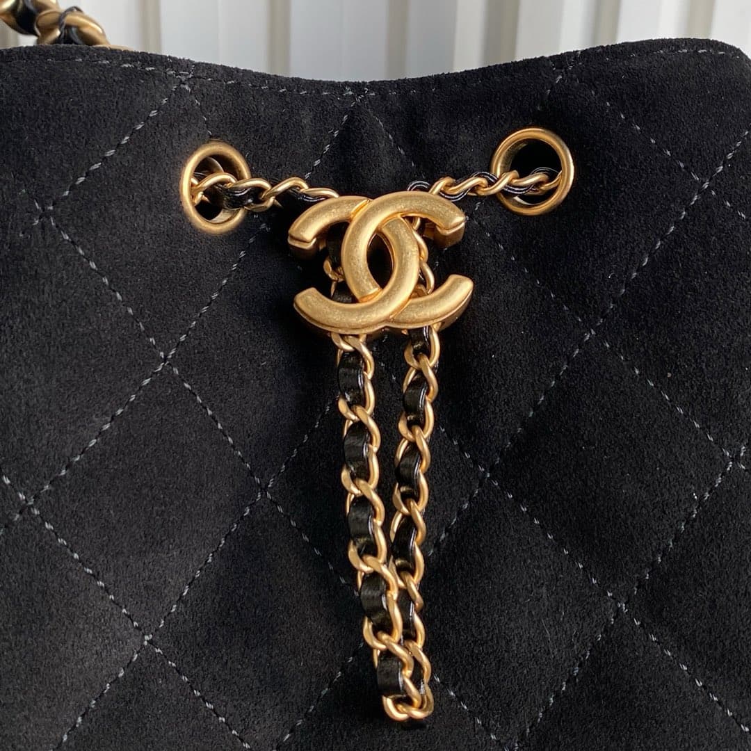 Chanel 25 Hobo Handbag Suede LB15828 (4)