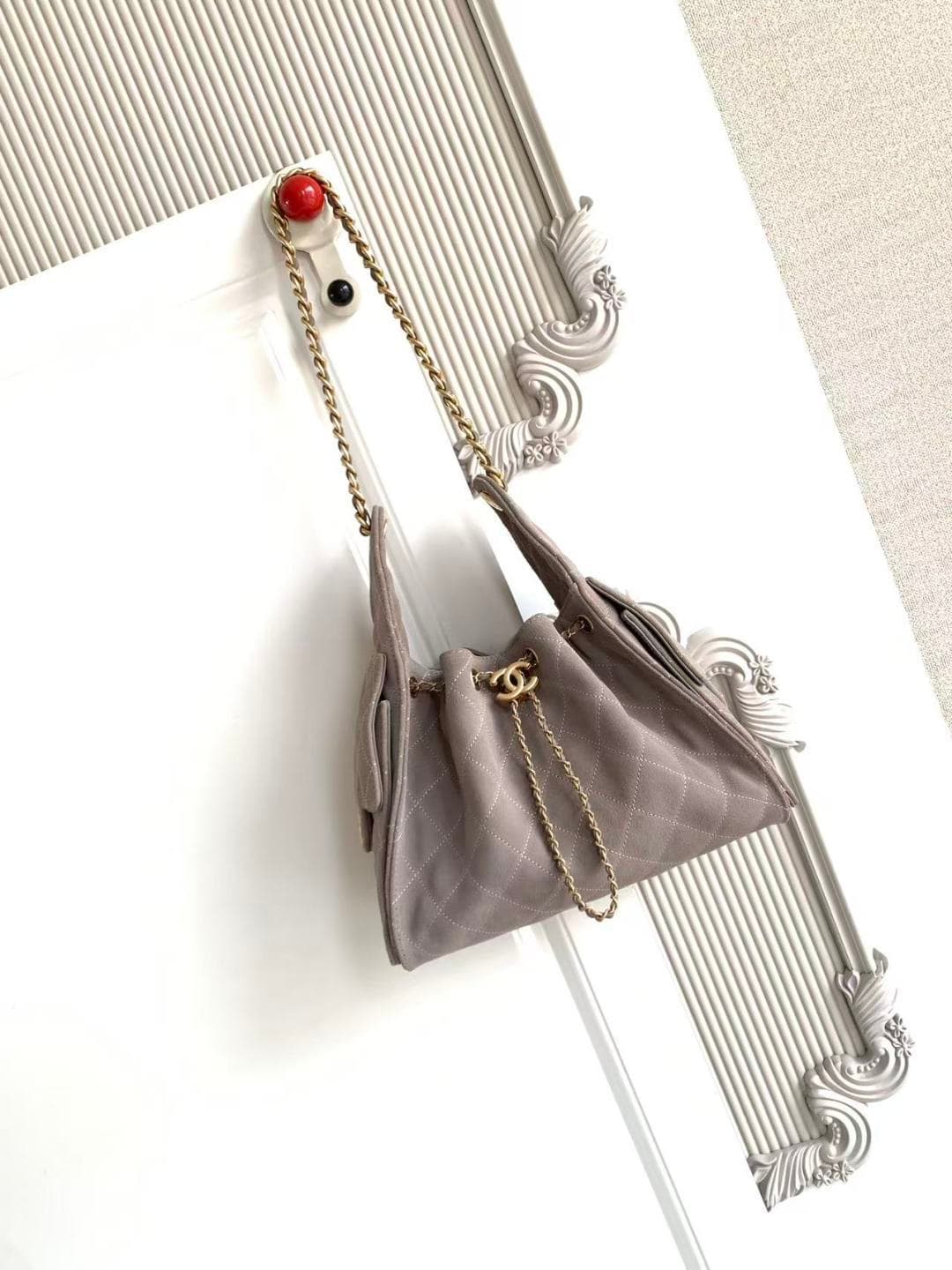 Chanel 25 Hobo Handbag Suede LB15829 (2)