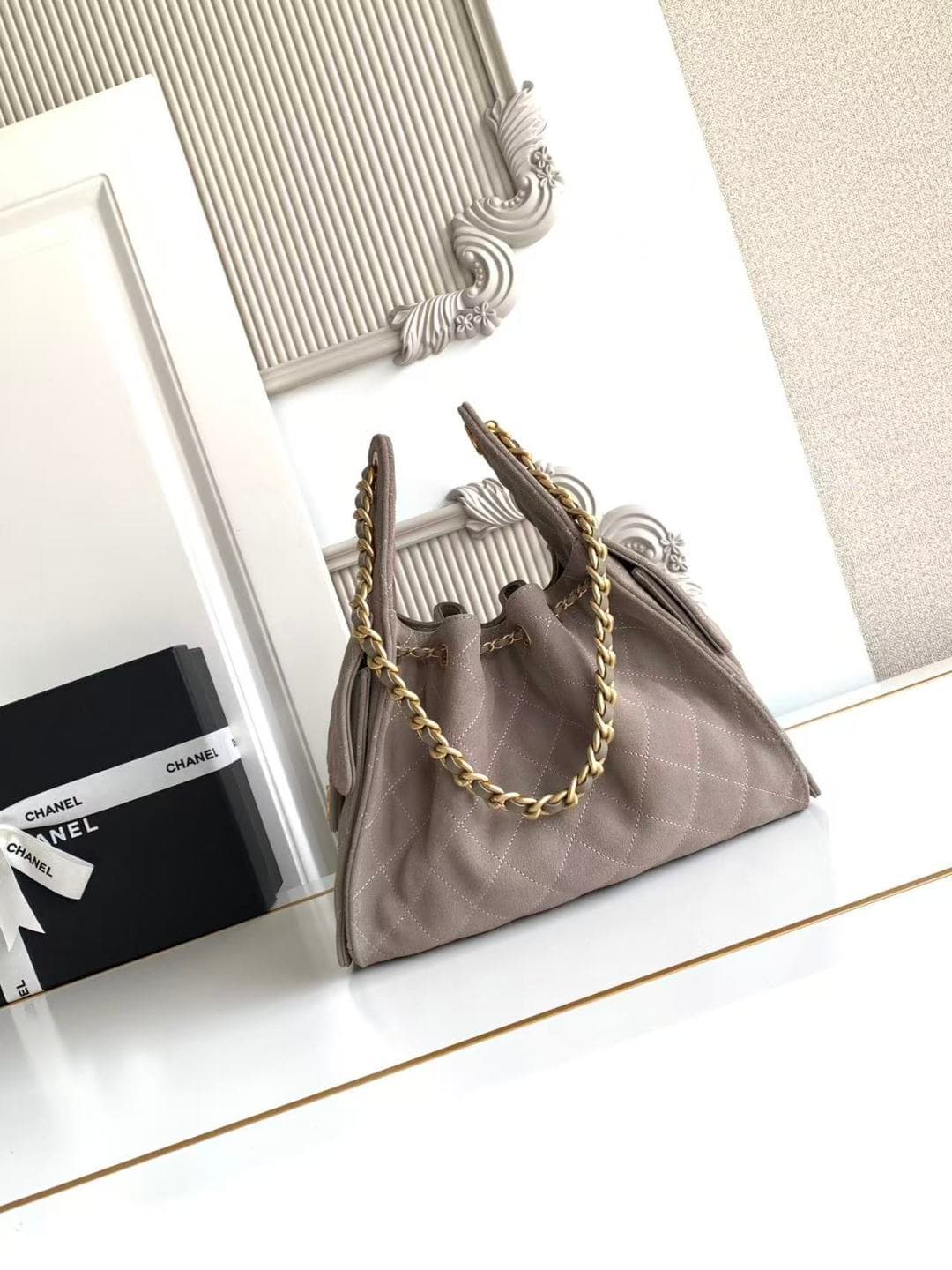 Chanel 25 Hobo Handbag Suede LB15829 (3)