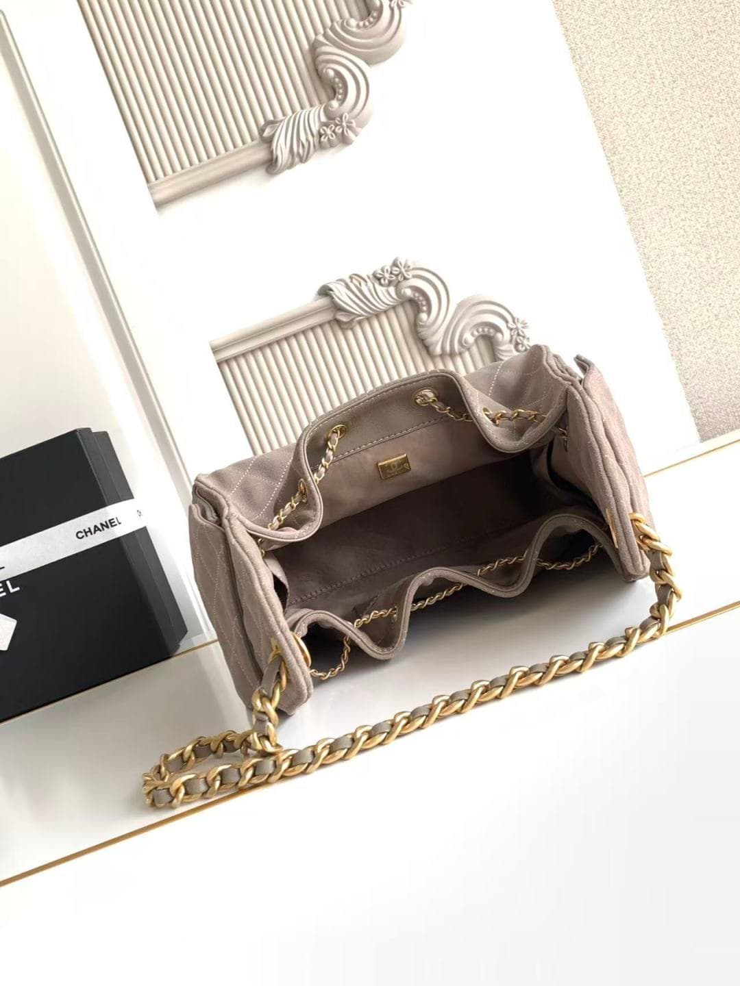 Chanel 25 Hobo Handbag Suede LB15829 (5)