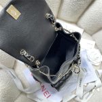Chanel BACKPACK Grained Shiny Calfskin LB14901 (4)