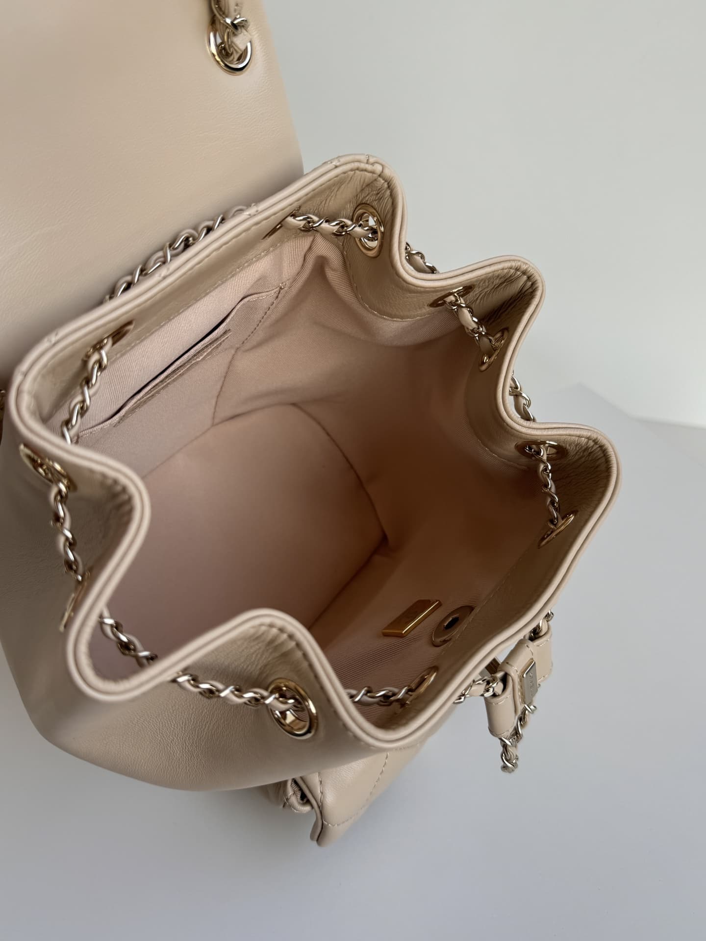 Chanel BACKPACK Lambskin LB1252 (4)