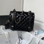 Chanel BACKPACK STAR COIN PURSE Calfskin LB12636 (2)