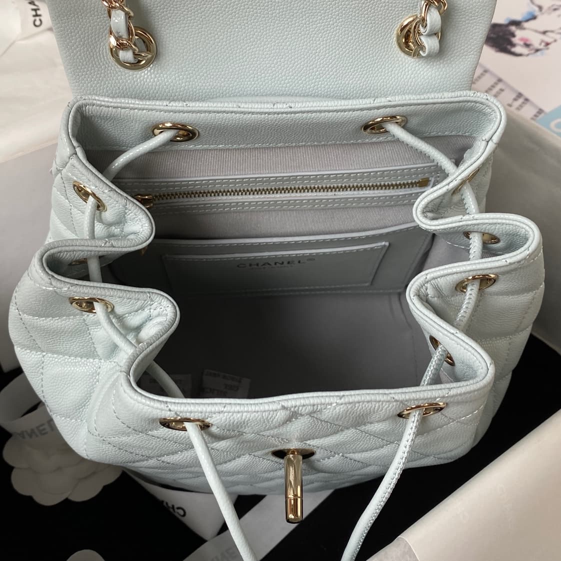 Chanel Backpack Grained Calfskin LB15992 (5)
