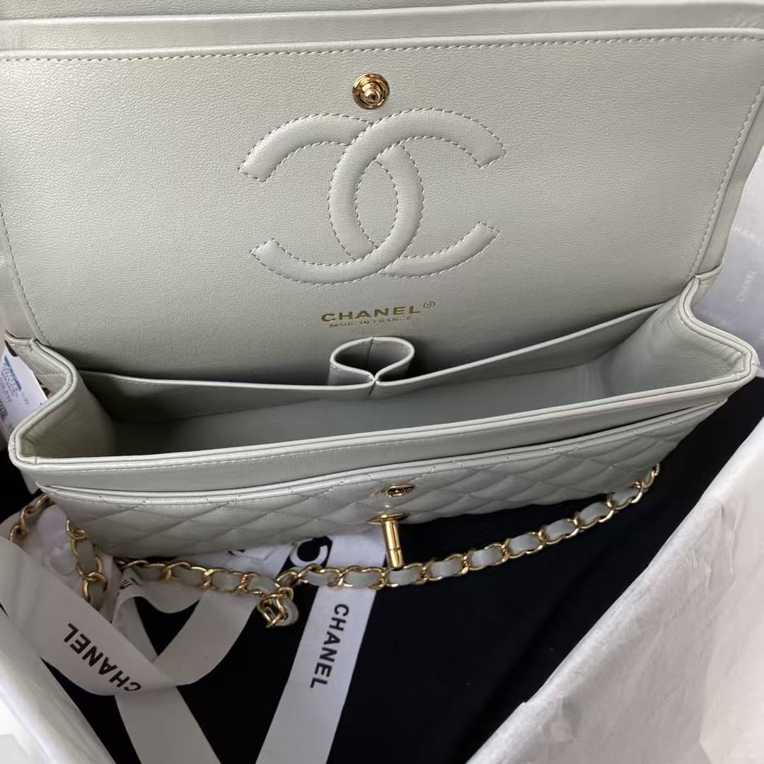 Chanel CLASSIC HANDBAG Lambskin LB2120 (5)