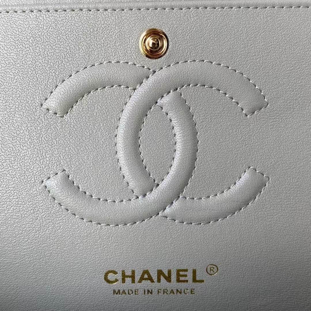 Chanel CLASSIC HANDBAG Lambskin LB2120 (6)