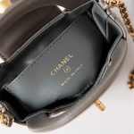 Chanel CLUTCH Shiny Aged Calfskin LB14977 (4)