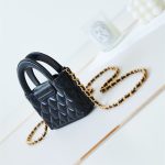 Chanel CLUTCH Shiny Aged Calfskin LB4133 (3)