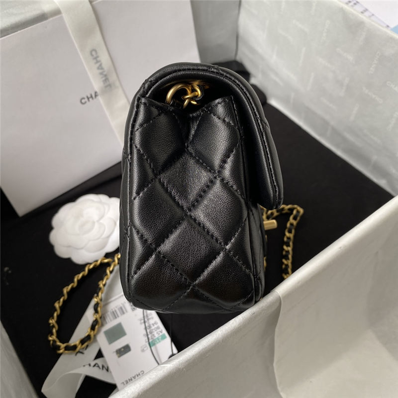 Chanel FLAP BAG Lambskin LB9945 (4)