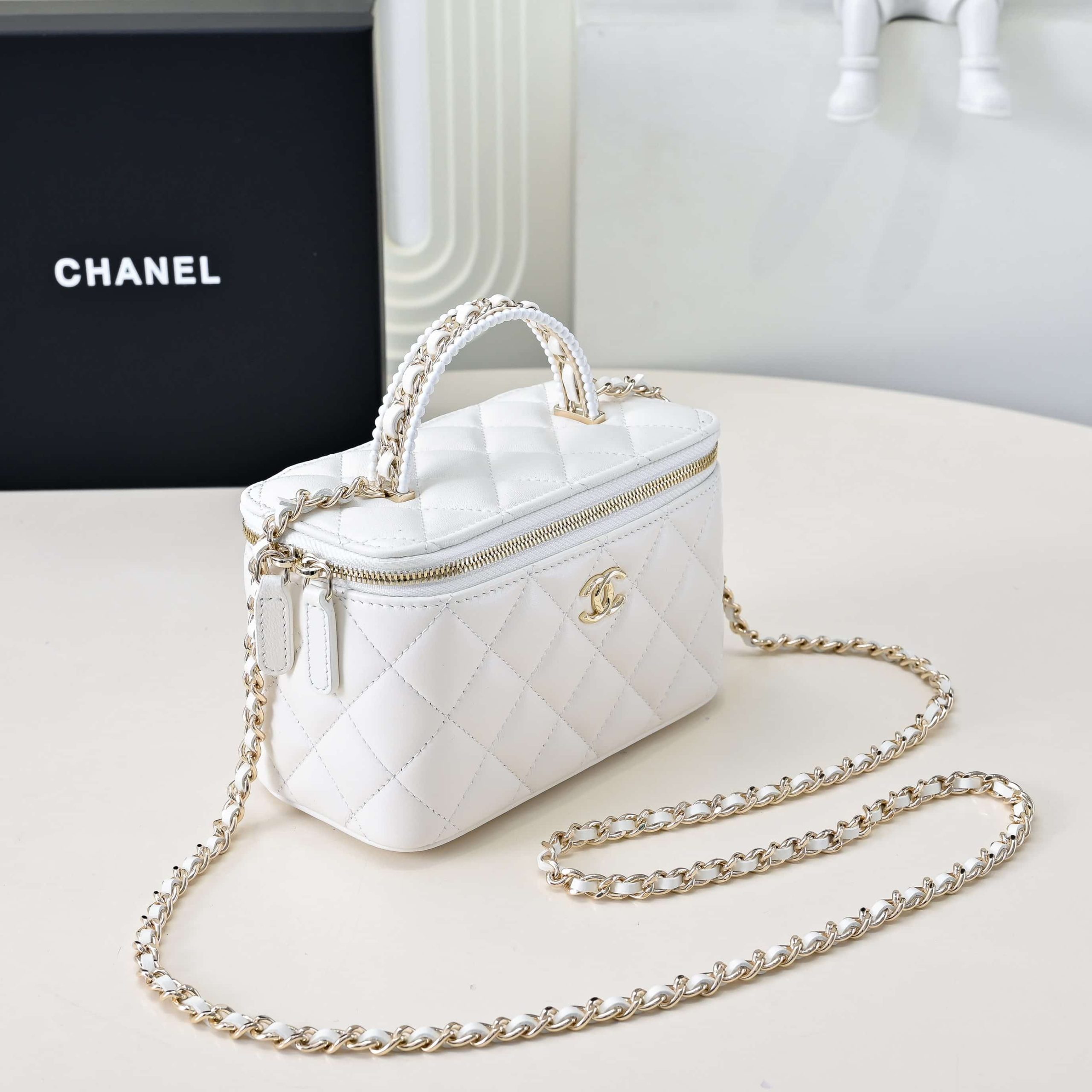 Chanel LONG VANITY Lambskin LB16515 (3)