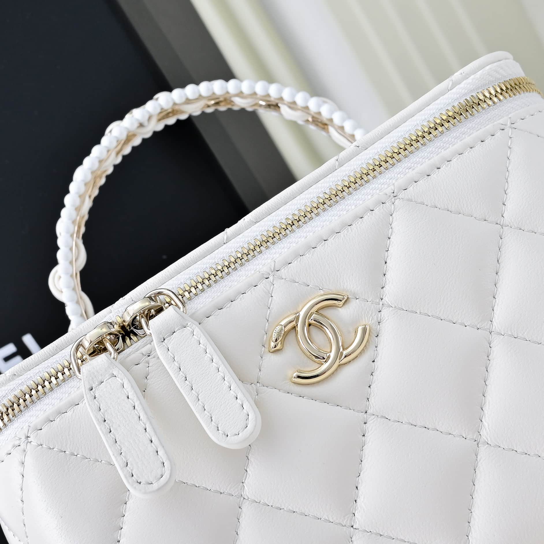 Chanel LONG VANITY Lambskin LB16515 (6)