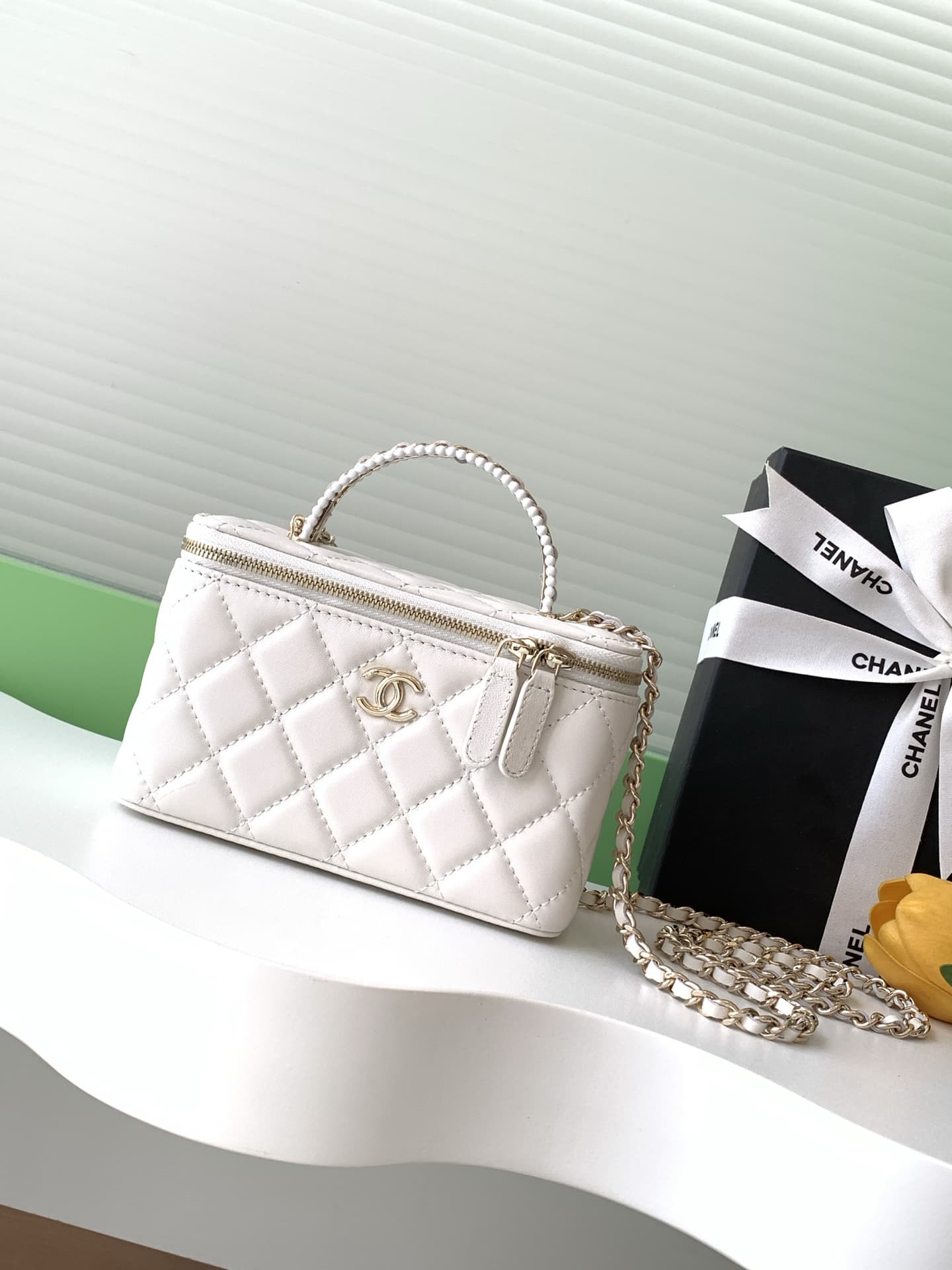 Chanel LONG VANITY Lambskin LB16517 (1)