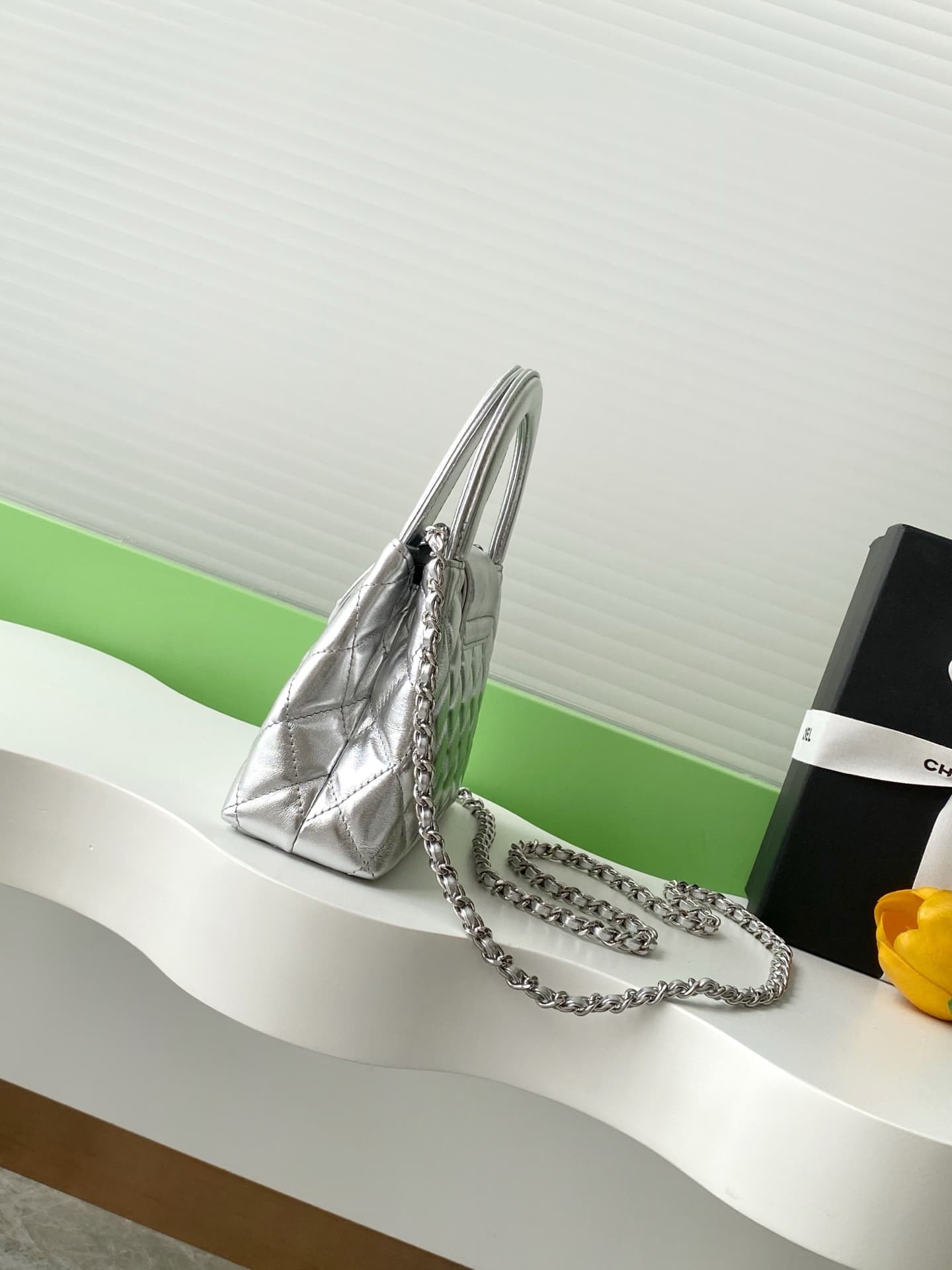 Chanel MINI SHOPPINGBAG Shiny Aged Calfskin LB16389 (2)