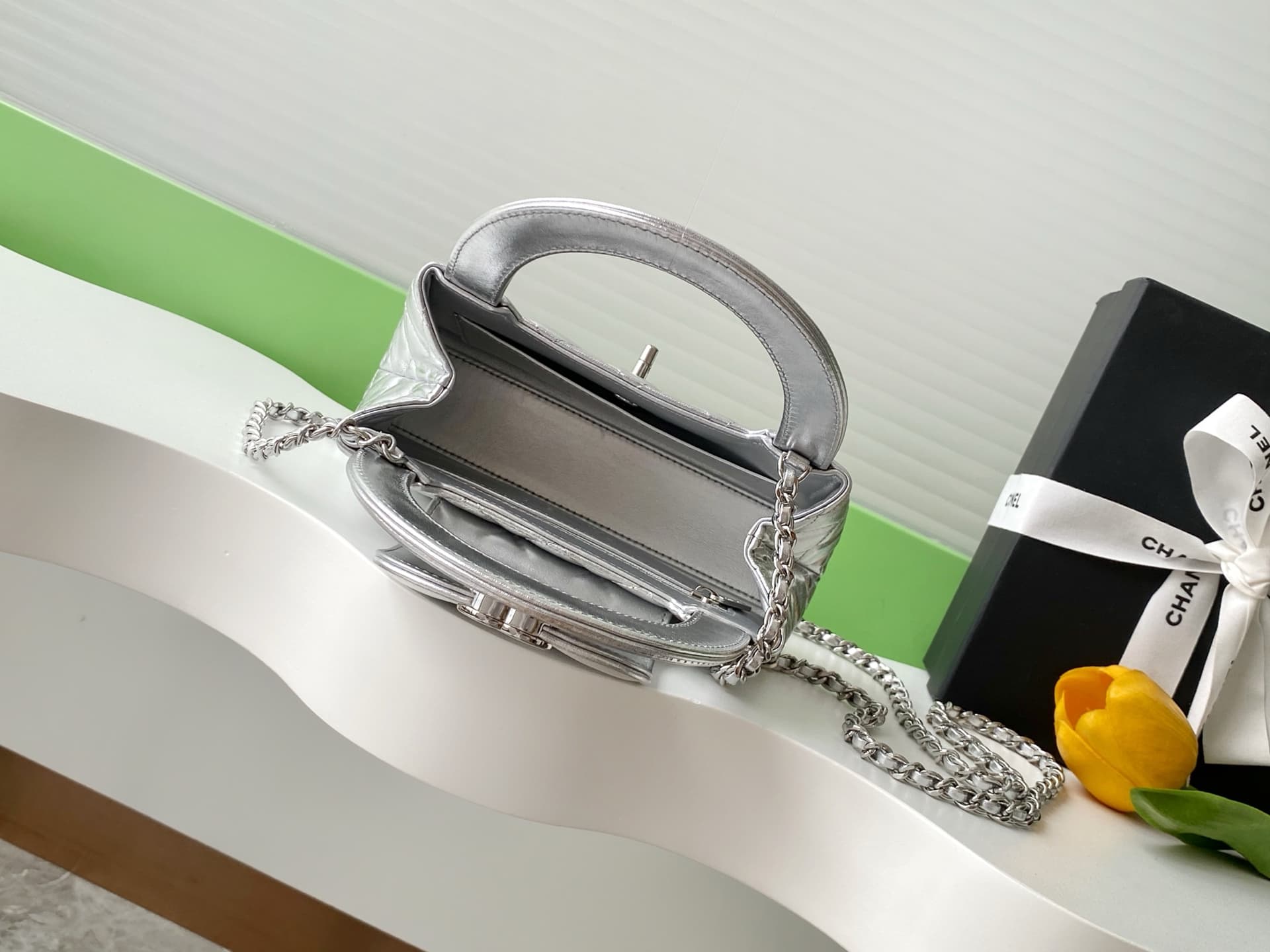 Chanel MINI SHOPPINGBAG Shiny Aged Calfskin LB16389 (5)