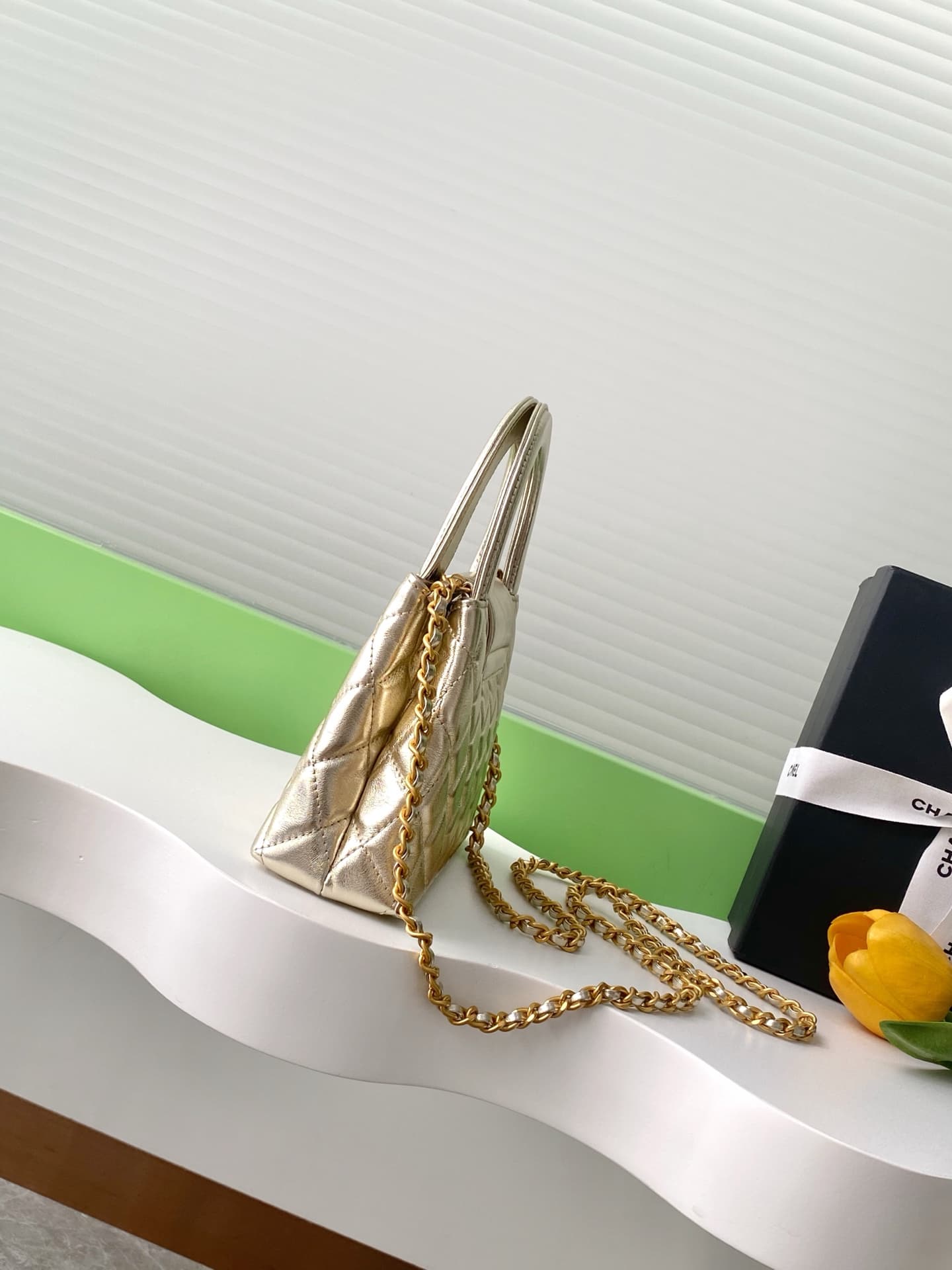 Chanel MINI SHOPPINGBAG Shiny Aged Calfskin LB16390 (2)