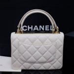 Chanel SMALL FLAP BAG Lambskin LB22787 (2)