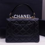 Chanel SMALL FLAP BAG Lambskin LB22829 (2)