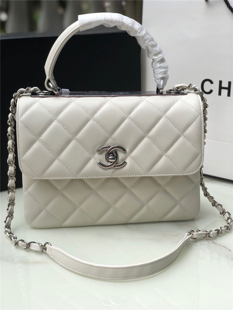Chanel SMALL FLAP BAG Lambskin LB9631 (1)