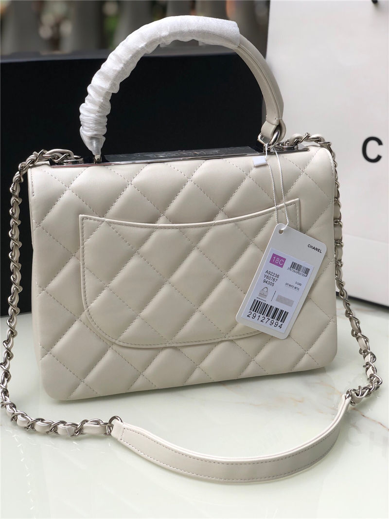 Chanel SMALL FLAP BAG Lambskin LB9631 (6)