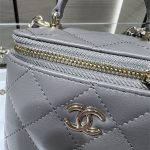 Chanel Small VANITY Lambskin LB14200 (5)