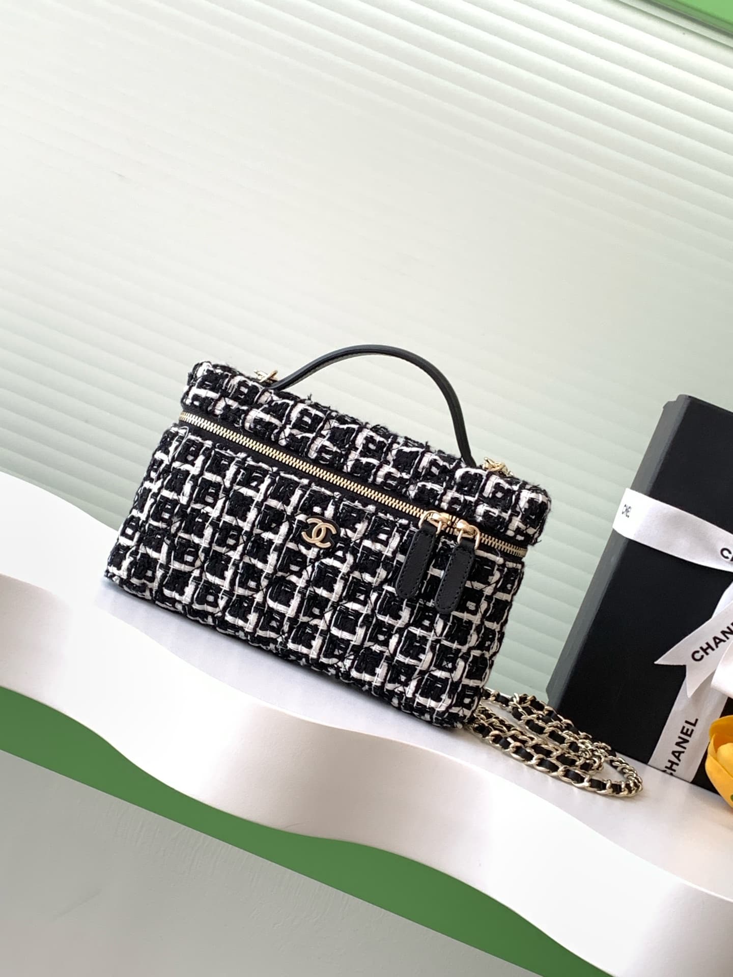 Chanel VANITY Denim LB15795 (1)