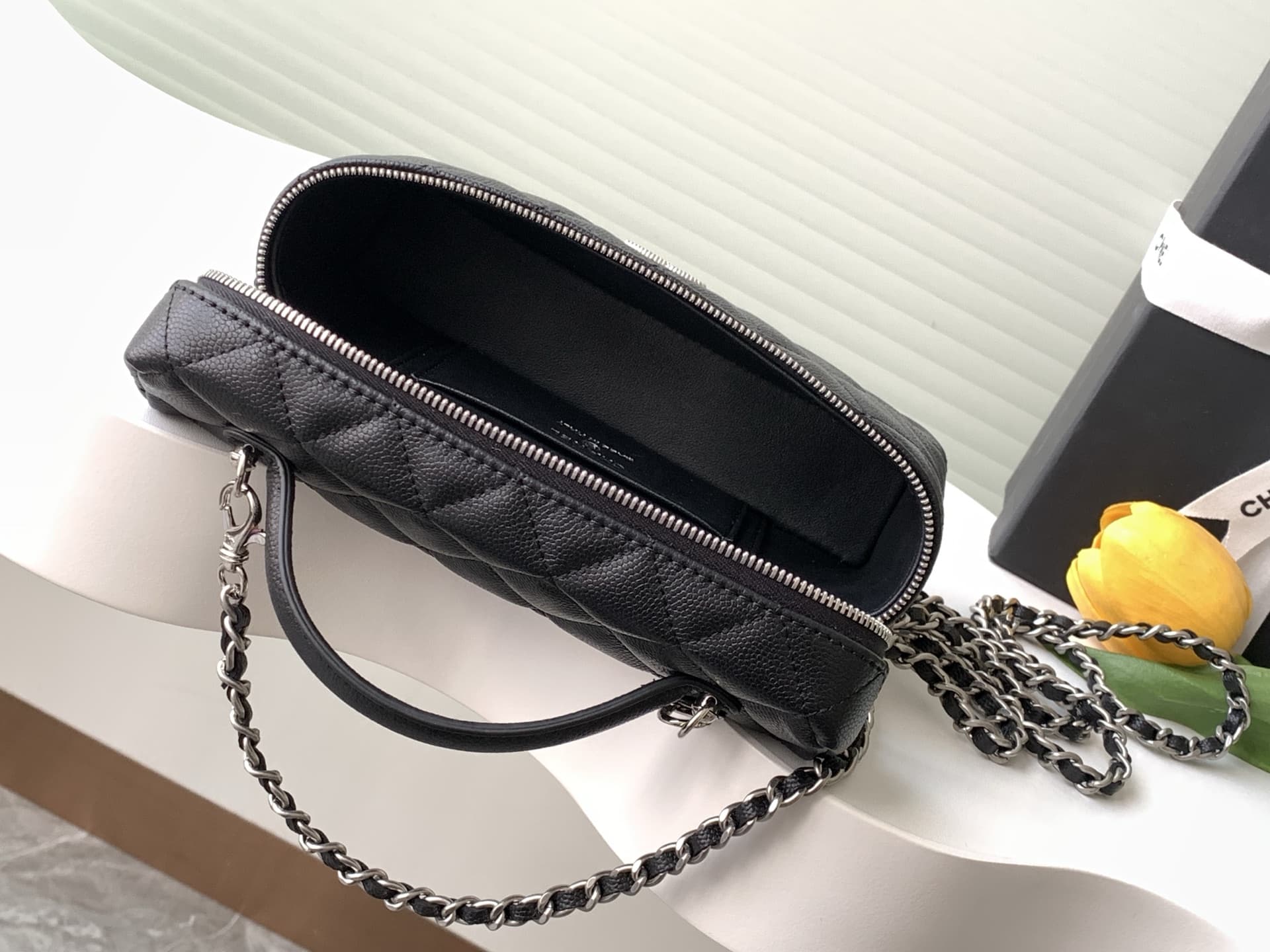 Chanel VANITY Grained Calfskin LB15794 (2)