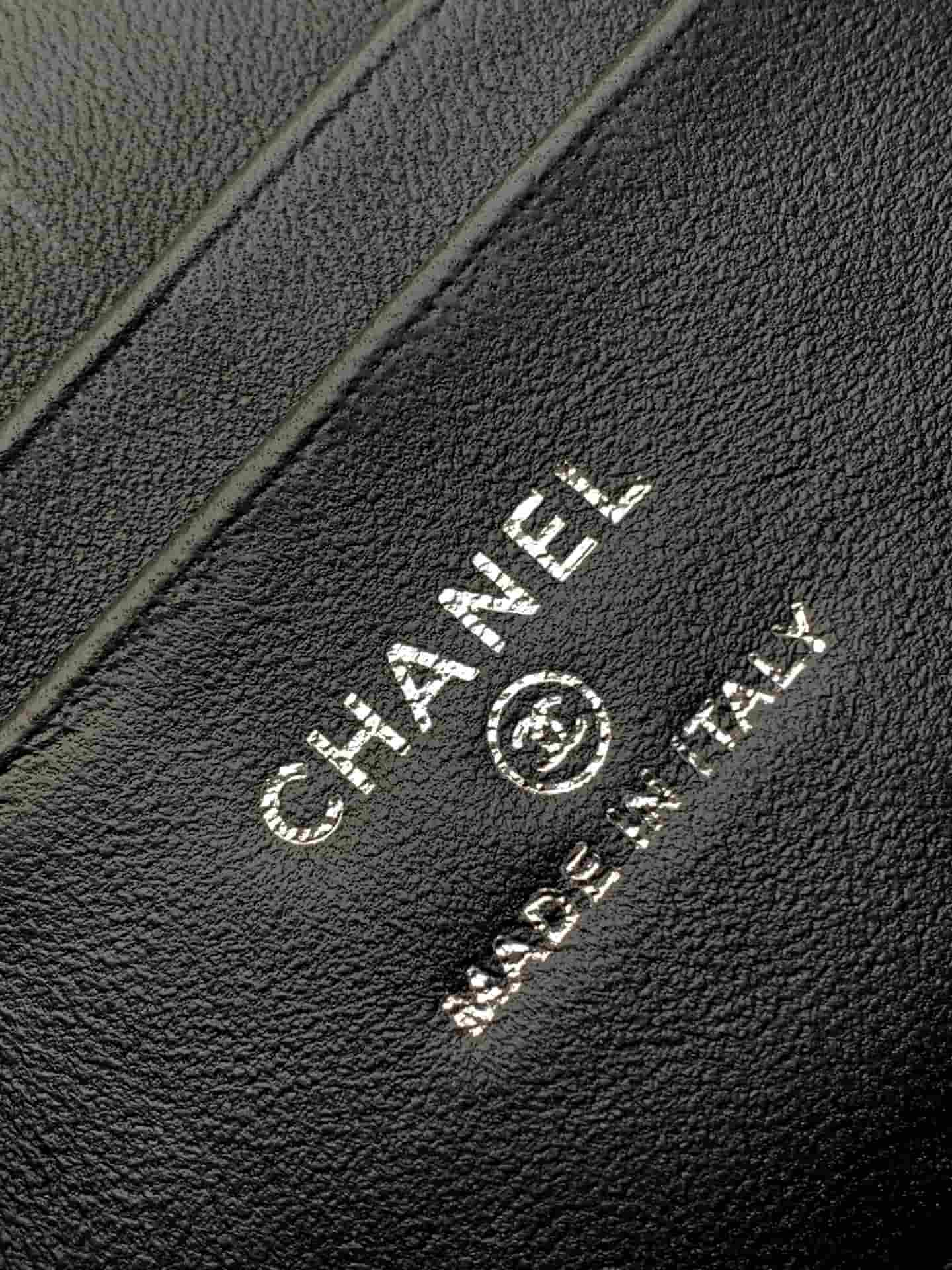 Chanel VANITY Grained Calfskin LB15794 (3)