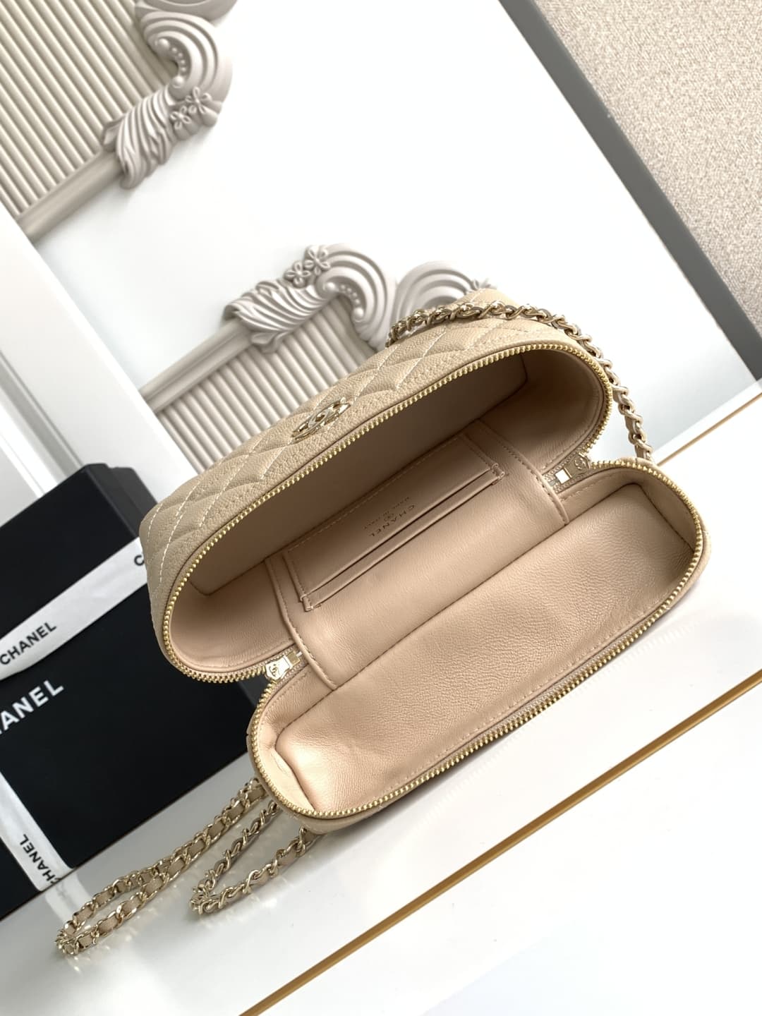 Chanel VANITY Grained Calfskin LB16257 (5)