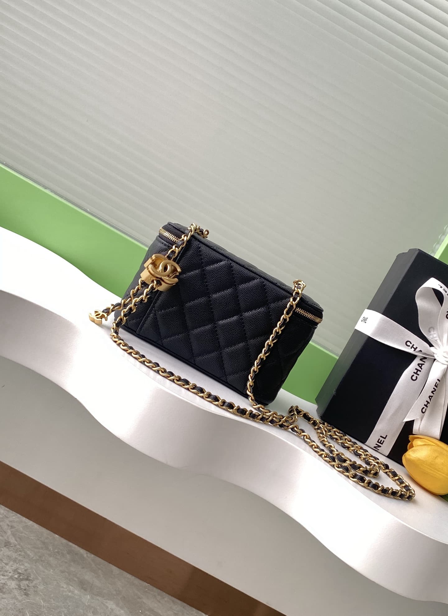 Chanel VANITY Grained Calfskin LB16835 (3)