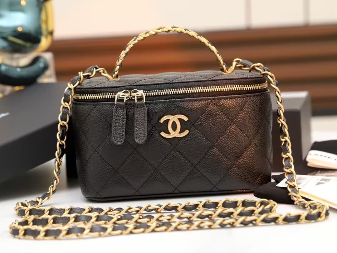 Chanel VANITY Grained Calfskin LB9943 (1)