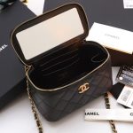 Chanel VANITY Grained Calfskin LB9943 (2)