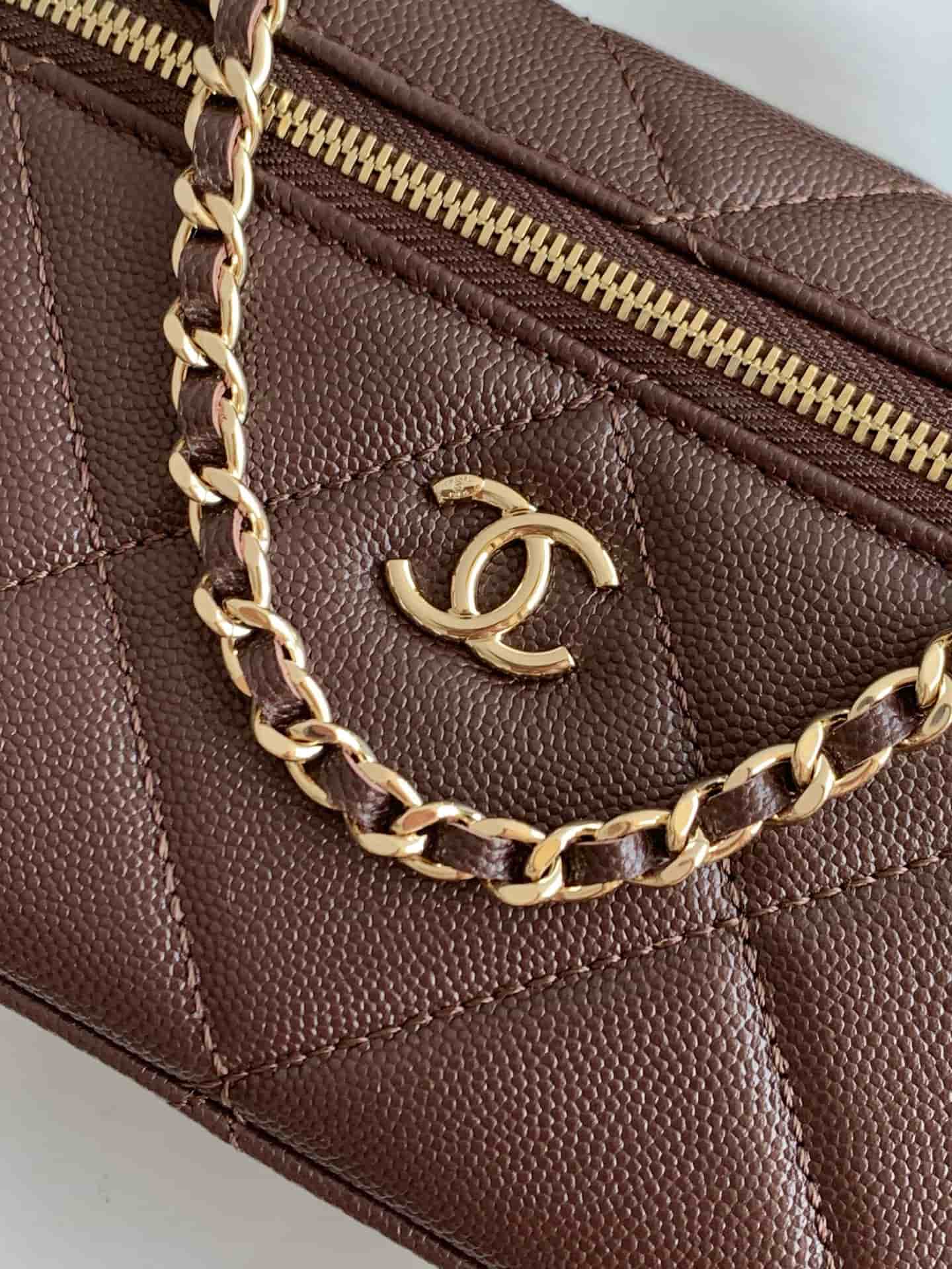 Chanel VANITY Grained Shiny Calfskin LB21732 (4)