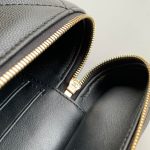 Chanel VANITY Grained Shiny Calfskin LB21733 (5)