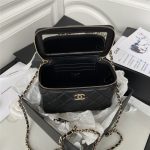 Chanel VANITY Lambskin LB11277 (3)