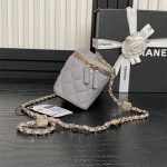 Chanel VANITY Lambskin LB15585 (3)