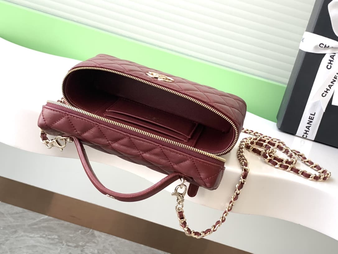 Chanel VANITY Lambskin LB15798 (6)