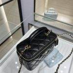 Chanel VANITY Lambskin LB6420 (5)