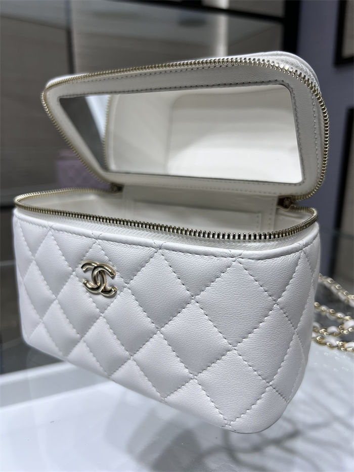 Chanel VANITY Lambskin LB6423 (4)
